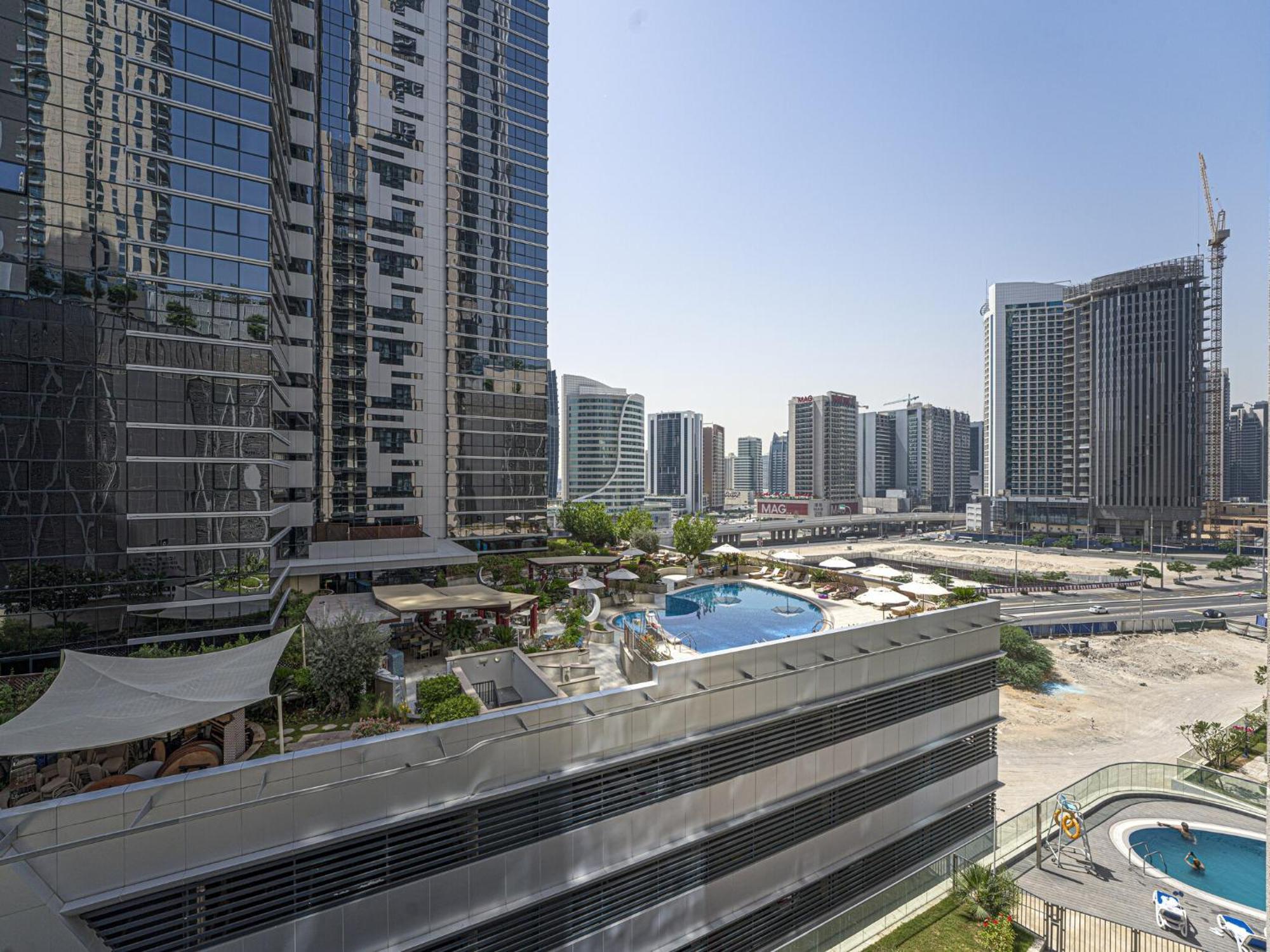 Luxe Apartments Near Dubai Mall Burj Khalifa Pool Gym Parking Εξωτερικό φωτογραφία